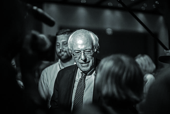 Sanders pulls closer in poll