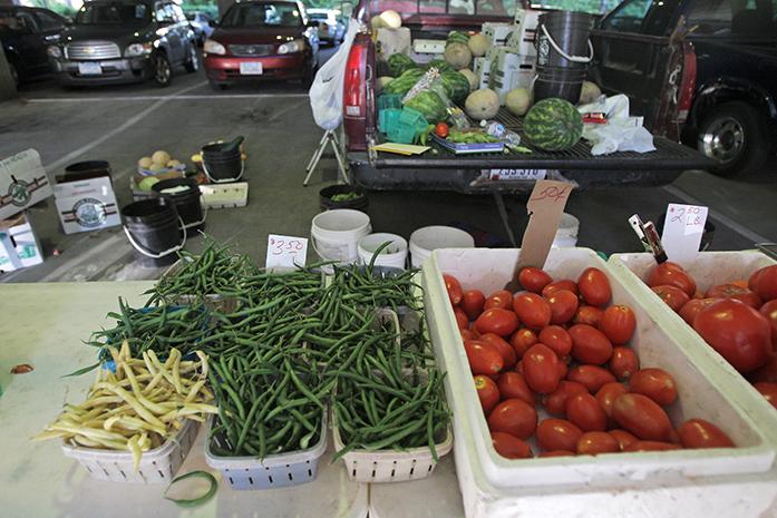 Fresh produce sits out at the Farmers Market on Wednesday, Sept. 9, 2015. A new study from the UI shows that the number of farmers markets has gone up and more people are buying their food locally.