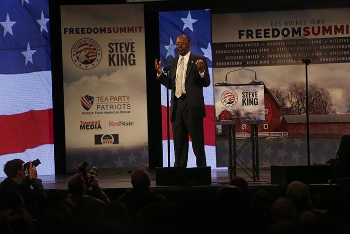Dr.+Ben+Carson+spoke+to+the+crowd+during+the+Freedom+Summit+in+the+Hoyt+Sherman+Place+in+Des+Moines+on+Saturday%2C+Jan.+24%2C+2015.+Dr.+Carson+is+emeritus+professor+of+neurosurgery%2C+oncology%2C+plastic+surgery%2C+and+pediatrics+at+the+Johns+opkins+School+of+Medicine.++%28The+Daily+Iowan%2FMargaret+Kispert%29