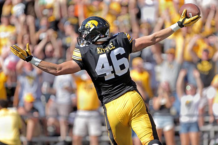 Iowa+tight+end+George+Kittle+celebrates+after+his+touchdown+during+the+Iowa-North+Texas+game+in+Kinnick+Stadium+on+Saturday%2C+Sept.+26%2C+2015.+The+Hawkeyes+defeated+the+Mean+Green%2C+62-16.+%28The+Daily+Iowan%2FValerie+Burke%29