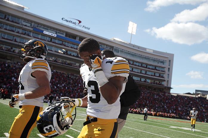 Iowa+defensive+back+Greg+Mabin+walks+towards+the+tunnel+at+halftime+in+Byrd+Stadium+on+Saturday%2C+October+18%2C+2014+in+College+Park%2C+Maryland.+Maryland+defeated+Iowa%2C+38-31.+%28The+Daily+Iowan%2FTessa+Hursh%29