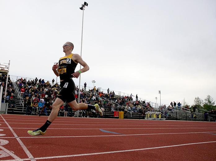 Iowa track teams strong in first indoor meet