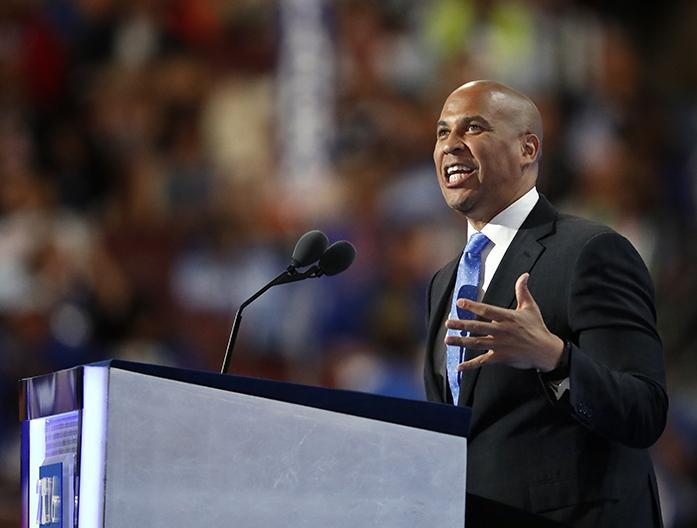 Sen.+Cory+Booker%2C+D-NJ.+%2C+speaks+during+the+first+day+of+the+Democratic+National+Convention+in+Philadelphia+%2C+Monday%2C+July+25%2C+2016.+%28AP+Photo%2FPaul+Sancya%29