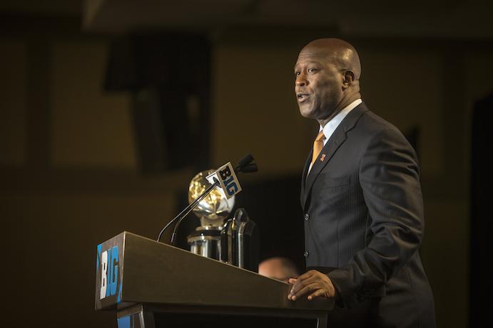 Big Ten Media Days: Highlights from Illinois coach Lovie Smith's presser