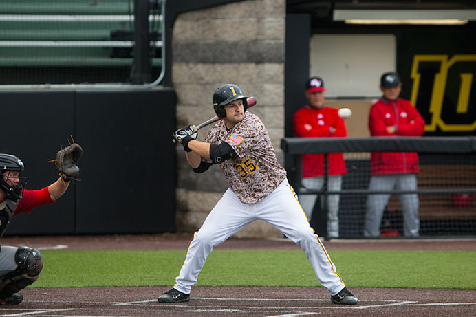 Iowa+first+basemen+Jake+Adams+bats+against+Grand+View+at+Banks+Field+on+Tuesday.+The+Hawkeyes+defeated+the+Vikings%2C+6-5.+%28The+Daily+Iowan%2FJoseph+Cress%29