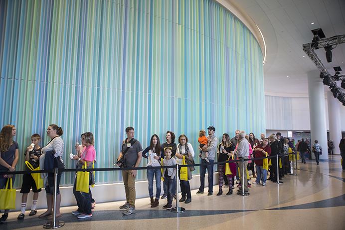 Families stand in line to tour upper floors of the University of Iowa Stead Family Children's Hospital on Saturday, November 5, 2016. The hospital hosted a weekend open house for the new $364 million building. (The Daily Iowan/Olivia Sun)