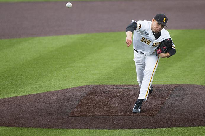 Iowa+pitcher+Nick+Gallagher+throws+a+ball+during+the+first+of+three+baseball+games+against+UNLV+at+Duane+Banks+Field+on+Friday%2C+March%2C+31%2C+2017.+The+Hawkeyes+defeated+the+Rebels%2C+3-0.+%28The+Daily+Iowan%2FJoseph+Cress%29