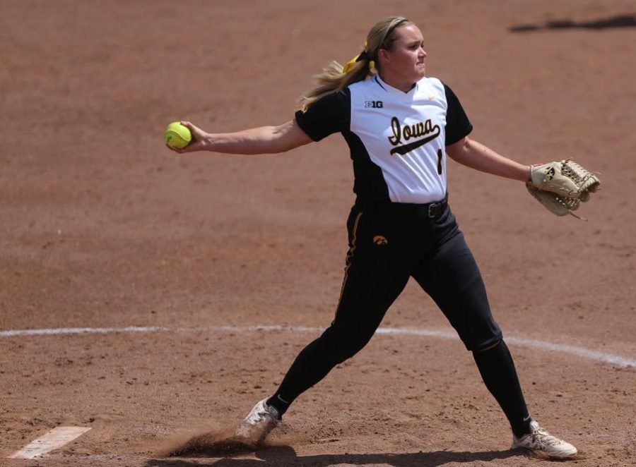 Iowa pitcher Elizabeth Wiegand throws towards home plate during the game between Iowa/Northwestern at Pearl Field on Sunday, May 7, 2017. On Iowas senior day they fell to the Wildcats 5-2. (The Daily Iowan/ Alex Kroeze)