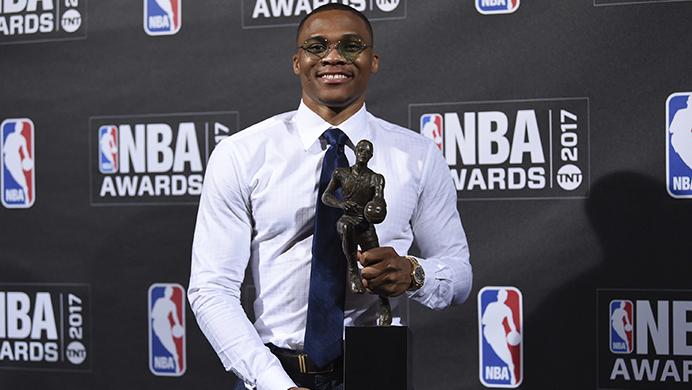 Kia+NBA+Most+Valuable+Player%2C+Best+Style+%26amp%3B+Game+Winner+Award+winner%2C+Russell+Westbrook%2C+poses+in+the+press+room+at+the+2017+NBA+Awards+at+Basketball+City+at+Pier+36+on+Monday%2C+June+26%2C+2017%2C+in+New+York.+%28Photo+by+Evan+Agostini%2FInvision%2FAP%29