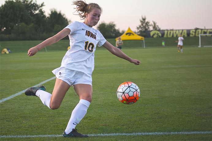 FILE+-+In+this+Sept.+2%2C+2016%2C+file+photo%2C+Iowa+midfielder+Natalie+Winters+tries+to+trap+the+ball+during+the+Iowa+v.+Colorado+State+match+at+the+Iowa+Soccer+Complex.+The+Hawkeyes+defeated+the+Rams+4-1+.+%28The+Daily+Iowan%2FAnthony+Vazquez%2C+file%29