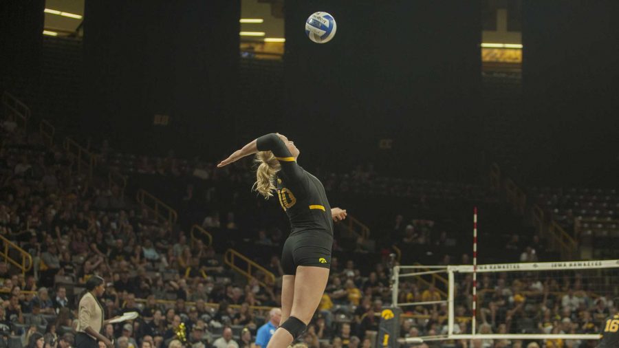 Iowa+OH+Claire+Sheehan+serves+the+ball+during+the+match+between+Iowa+and+Iowa+State+inside+Carver-Hawkeye+Arena+on+Friday%2C+September+8%2C+2017.+The+Hawkeyes+fell+to+the+Cyclones+3-1.+%28File+photo%2FThe+Daily+Iowan%29
