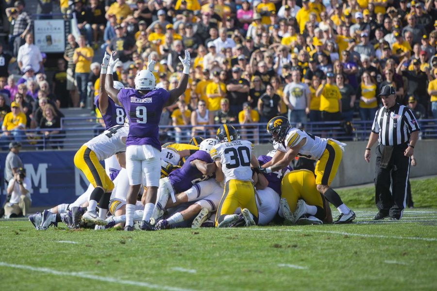Northwestern+scores+a+touchdown+in+overtime+during+the+game+between+Iowa+and+Northwestern+at+Ryan+Field+in+Evanston+on+Saturday%2C+Oct.+21%2C+2017.+The+Wildcats+defeated+the+Hawkeyes%2C+17-10%2C+in+overtime.+%28Lily+Smith%2FThe+Daily+Iowan%29