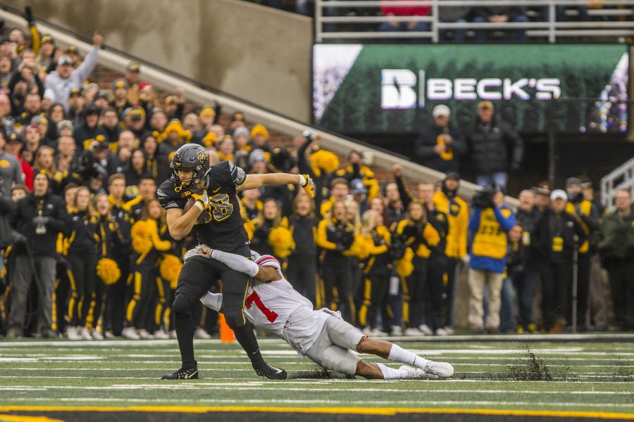 Iowa+tight+end+TJ+Hockenson+runs+after+making+a+catch+during+Iowas+game+against+Ohio+State+at+Kinnick+Stadium+on+Saturday%2C+Nov.+4%2C+2017.+The+Hawkeyes+defeated+the+Buckeyes+55+to+24.+%28Nick+Rohlman%2FThe+Daily+Iowan%29