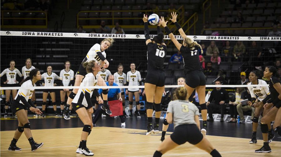 Iowa+outside+hitter+Claire+Sheehan+hits+a+ball+over+the+net+during+an+Iowa%2FPurdue+volleyball+game+in+Carver-Hawkeye+Arena+on+Sunday%2C+Nov.+5%2C+2017.+The+Boilermakers+defeated+the+Hawkeyes%2C+3-2.+%28Joseph+Cress%2FThe+Daily+Iowan%29