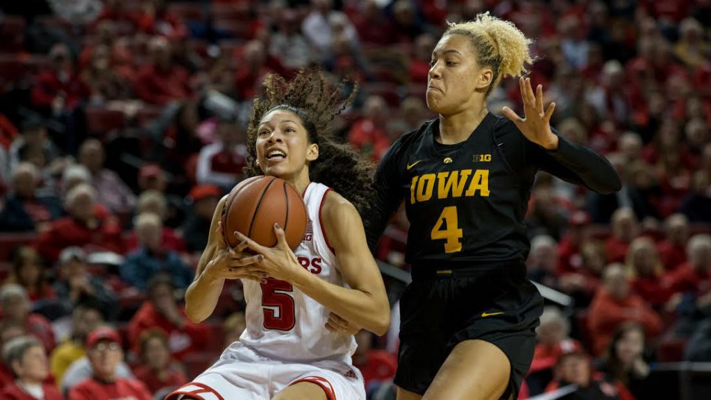 Iowa drops second-straight conference game