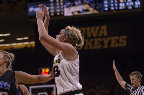 Iowa women's basketball crushes Dakota Wesleyan in first exhibition