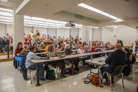 The audience claps after Rabbi Esther Hugenholtz speaks at the Understanding Antisemitism panel on Thursday, Nov. 1, 2018. The panel discussed where anti-semitic rhetoric comes from in the Bible, and the history of using it to advance anti-Semitic views.