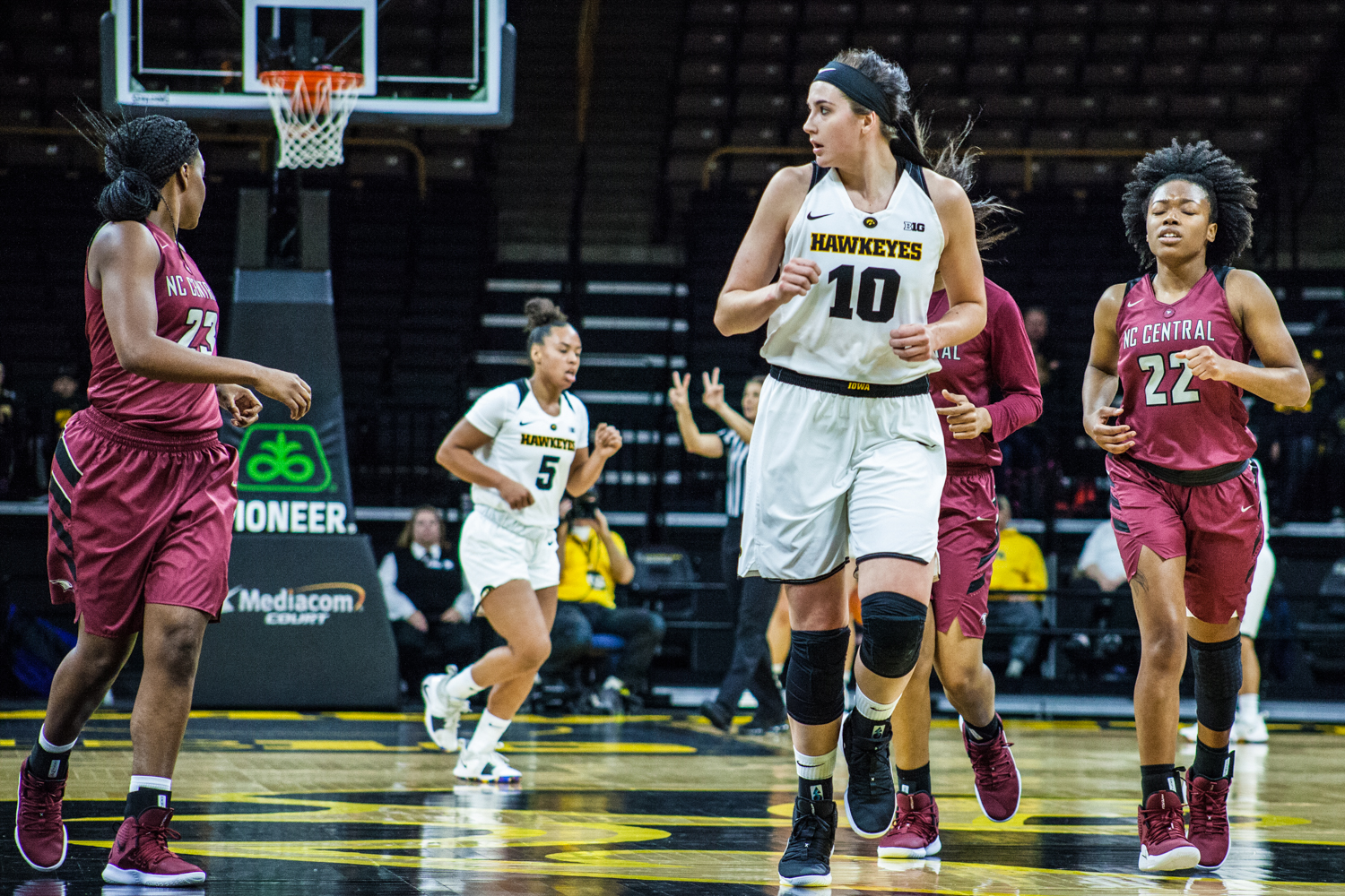 Gustafson’s sidekicks fueling Hawkeye women's basketball - The Daily Iowan