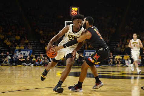 Hawkeye magic ends with rough offensive performance against Maryland