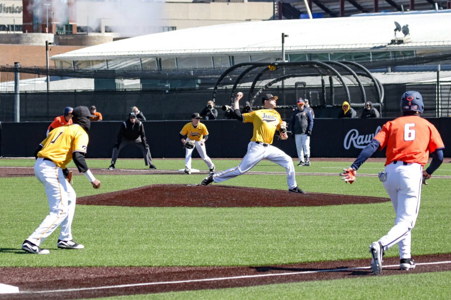 Iowa pitcher Grant Judkins winds up to pitch during a baseball game against the University of Illinois on Sunday, Mar. 31, 2019. The Hawkeyes defeated the Illini 3-1. 