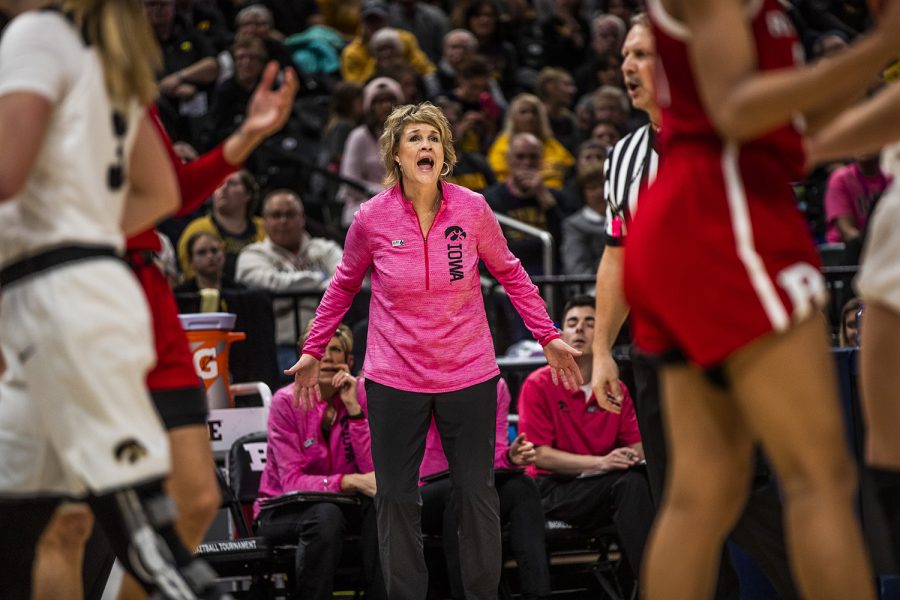 Iowa head coach Lisa Bluder shouts during the womens Big Ten tournament basketball game vs. Rutgers at Bankers Life Fieldhouse on Saturday, March 9, 2019. The Hawkeyes defeated the Scarlet Knights 72-67 and will be moving on to the championship game against Maryland.