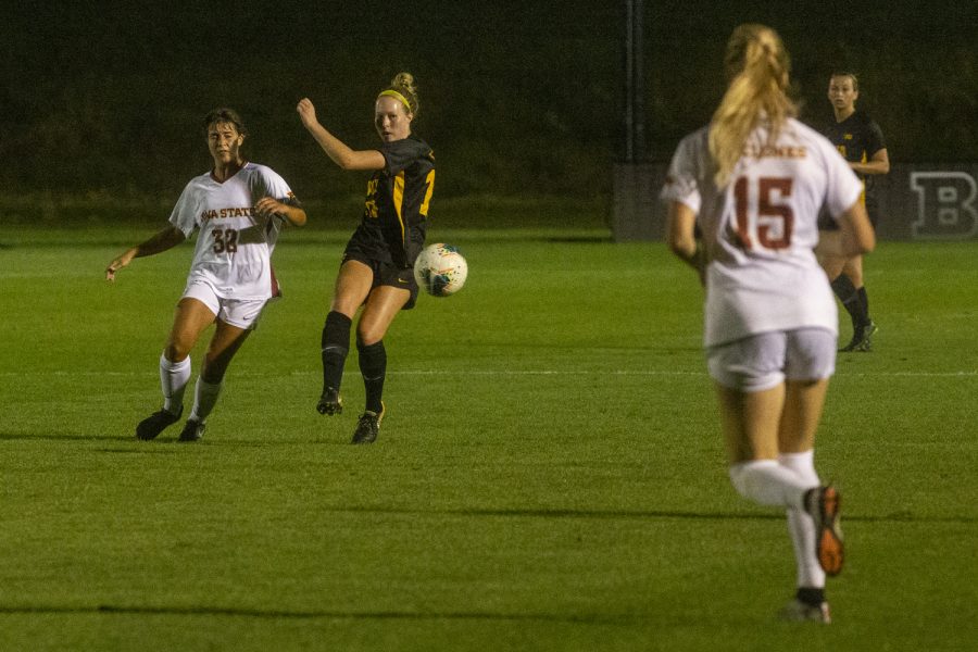 Iowa+midfielder+Natalie+Winters+passes+the+ball+during+a+women%E2%80%99s+soccer+match+between+Iowa+and+Iowa+State+on+Thursday%2C+August+29%2C+2019.+The+Hawkeyes+defeated+the+Cyclones%2C+2-1.