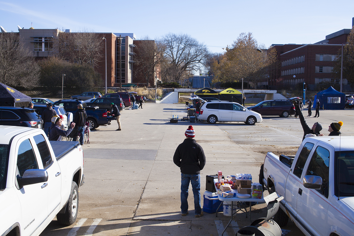 Keys to the Tailgate: Parking Lot Games - Hogs Haven