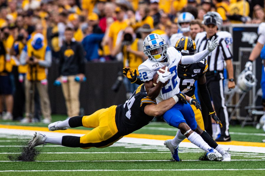 MTSU wideout DJ England-Chisolm makes a reception during a football game between Iowa and Middle Tennessee State at Kinnick Stadium on Saturday, September 28, 2019. The Hawkeyes defeated the Blue Raiders, 48-3.