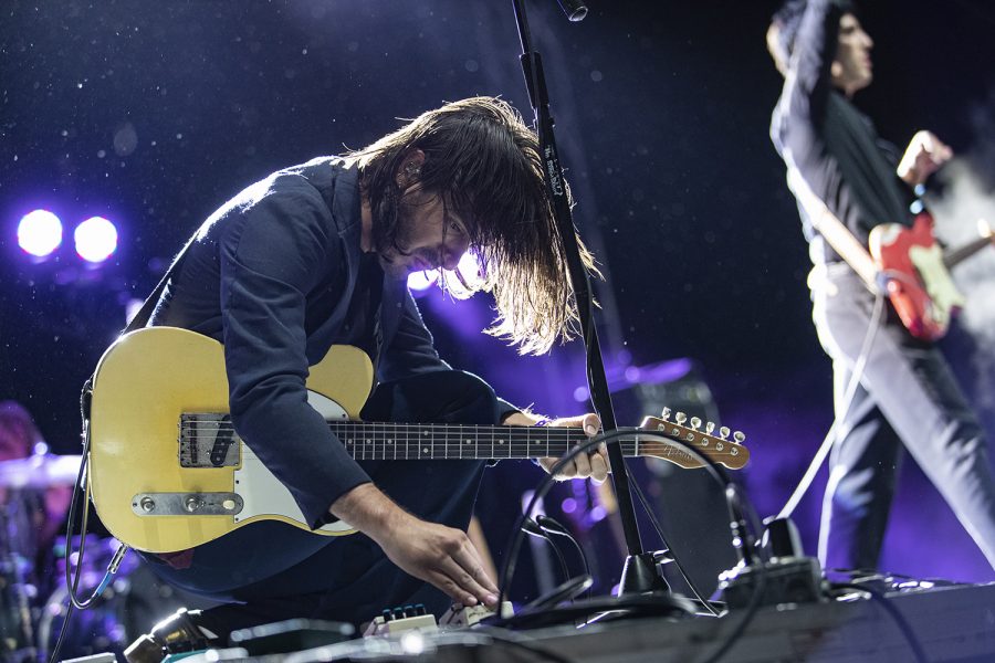 Bad Suns’ guitarist Ray Libby adjusts his tuning. The free concert was hosted by Scope Productions and was headlined by the band Bad Suns on October 18, 2019. 
