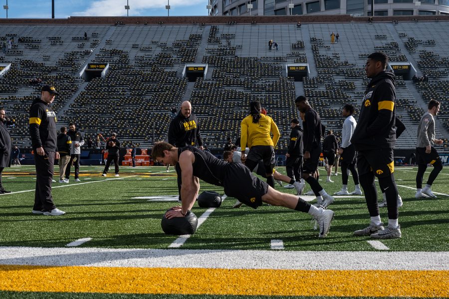Iowa+Strength+and+Conditioning+coach+Chris+Doyle+coaches+during+warm+up+drills+before+the+game+against+Illinois+on+Saturday%2C+November+23%2C+2019.+The+Hawkeyes+defeated+the+Fighting+Illini+19-10.+