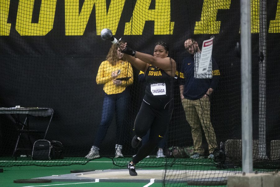 Hawkeye+Laulauga+Tausago+winds+up+and+prepares+to+throw+her+weight+in+the+women%E2%80%99s+weight+throwing+competition+at+the+Black+%26amp%3B+Gold+Invitational+at+the+Hawkeye+Tennis+and+Recreation+Building+on+Friday%2C+January+31%2C+2020.+