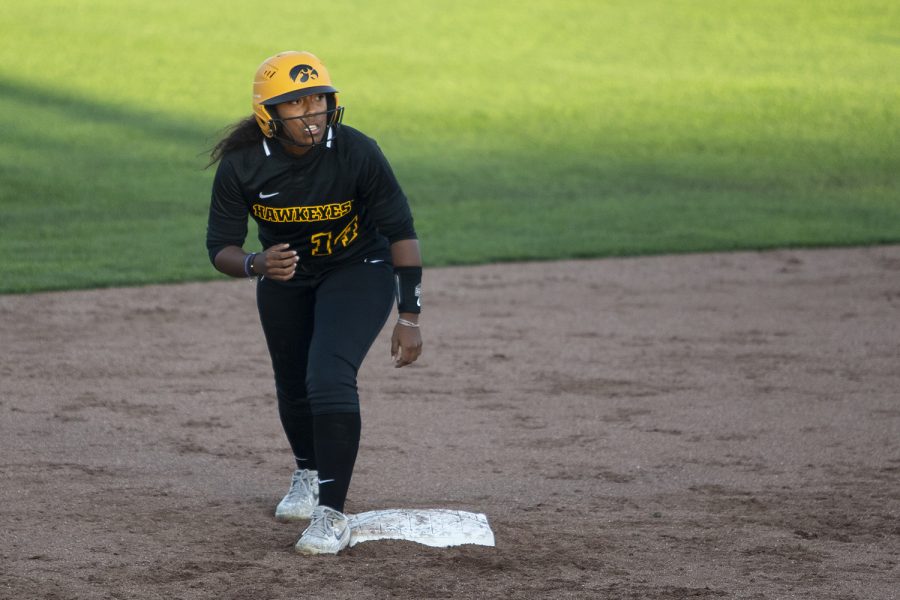 Infielder+Nia+Carter+leads+off+the+base+during+the+Iowa+softball+fall+opener+against+Des+Moines+Area+Community+College+on+Friday%2C+Sept.+13%2C+2019.+The+Hawkeyes+beat+the+Bears+4-1+in+10+innings.+