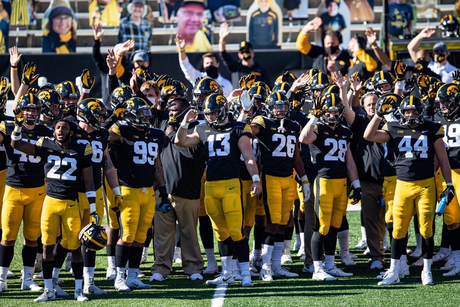 Iowa+players+take+place+in+The+Wave+during+a+football+game+between+Iowa+and+Michigan+State+in+Kinnick+Stadium+on+Saturday%2C+Nov.+7%2C+2020.+The+Hawkeyes+dominated+the+Spartans%2C+49-7.+