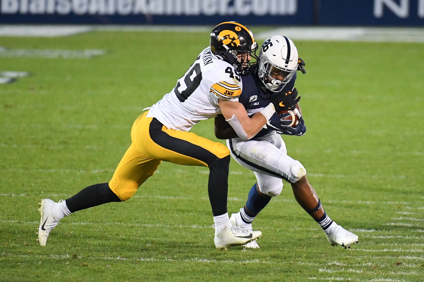 Daviyon Nixon and Chauncey Golston go pro, Zach VanValkenburg stays a  Hawkeye