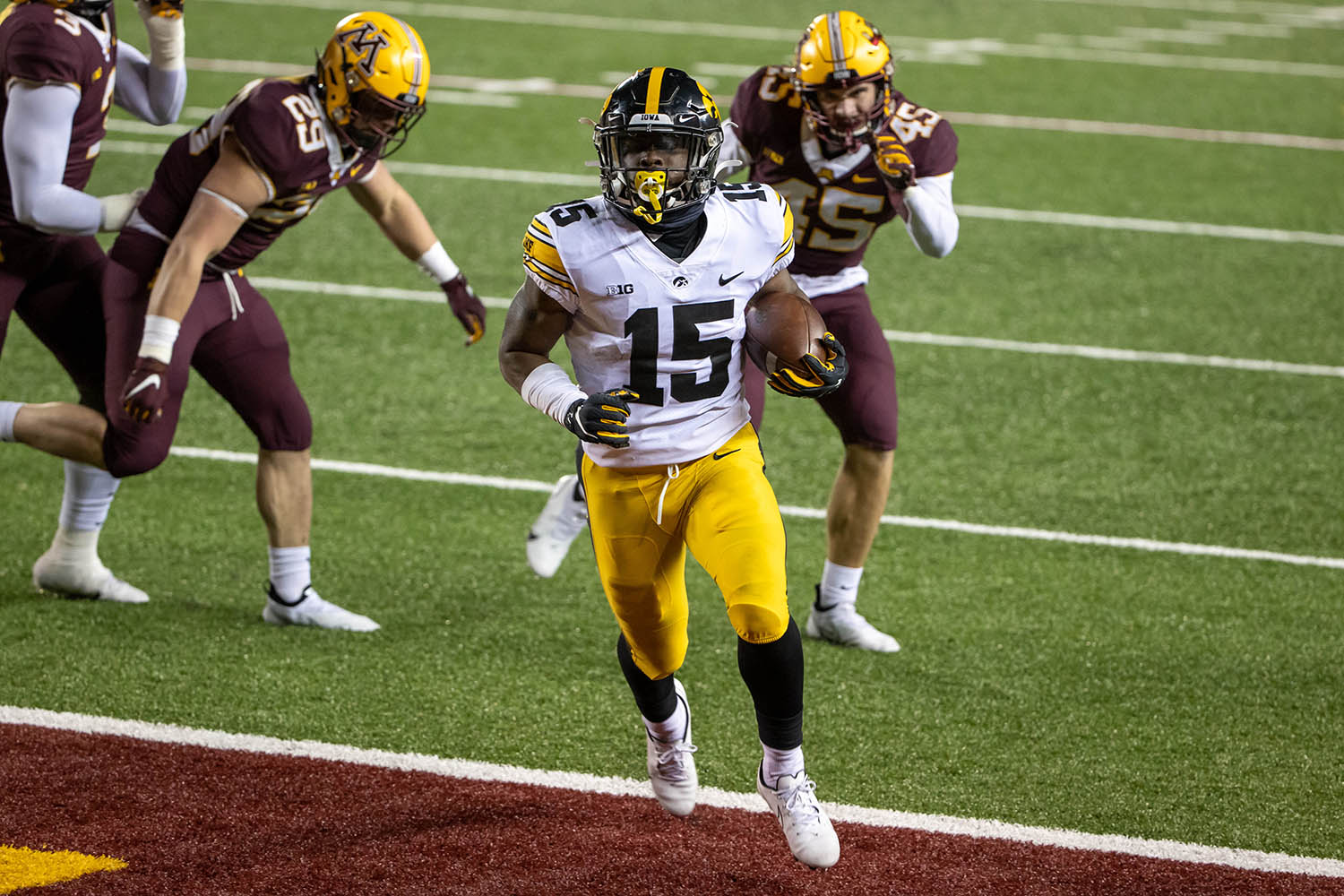 Iowa football defeats Minnesota for sixth season in a row The Daily Iowan