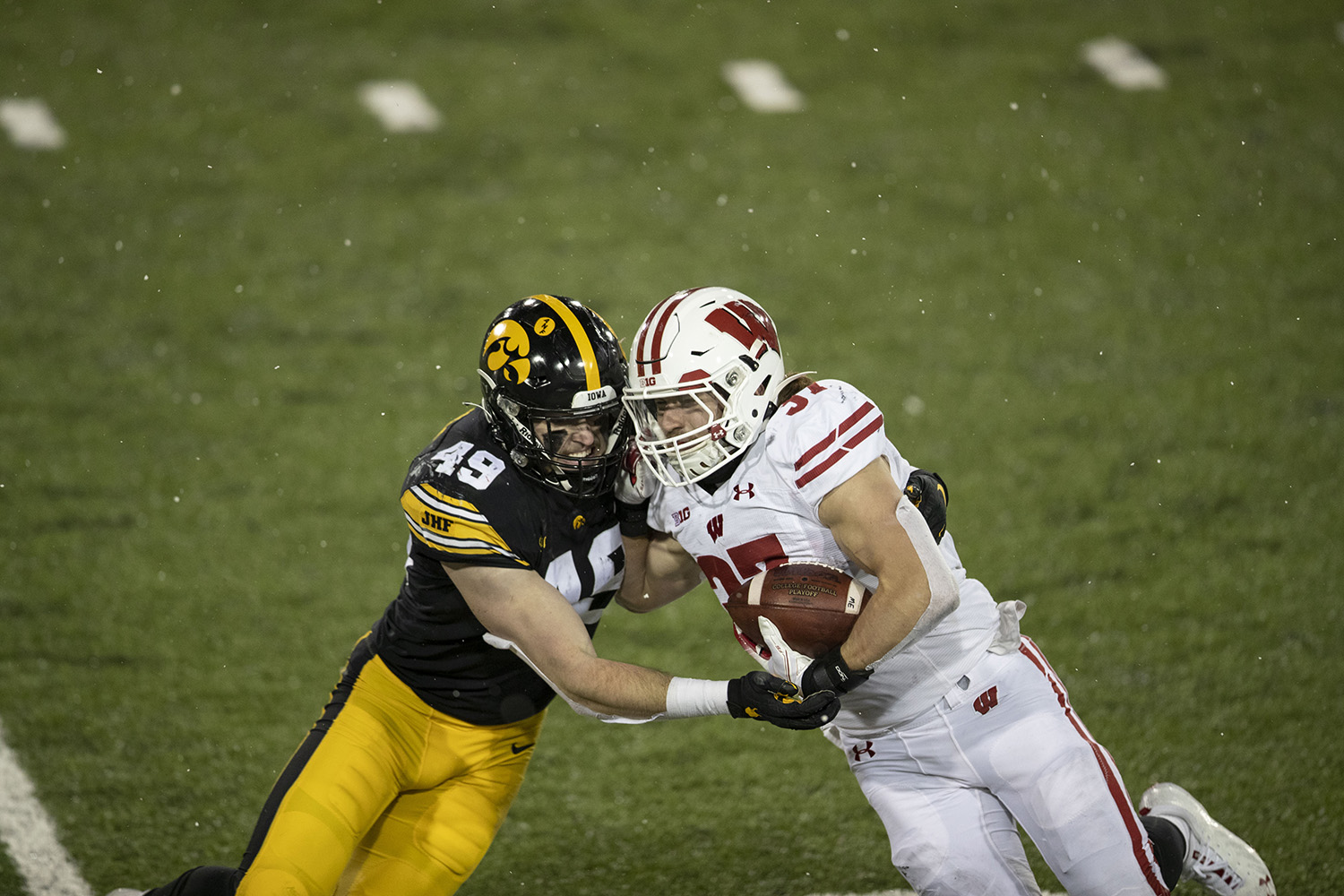 Round 6 - Pick 1: Nick Niemann, OLB, Iowa (Los Angeles Chargers) : r/nfl