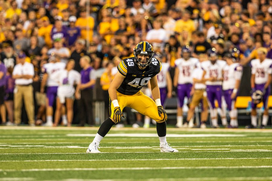 Iowa Hawkeyes linebacker Nick Niemann (49) looks into the backfield during a game against Northern Iowa at Kinnick Stadium on Saturday, Sep. 15, 2018. The Hawkeyes defeated the Panthers 38–14.
