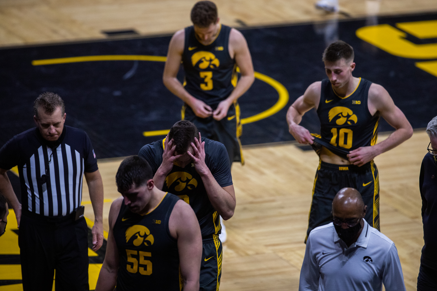 Hawkeyes hope to find footing as midseason tailspin continues - The Daily  Iowan