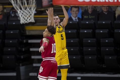 Iowa guard CJ Fredrick shoots a basket during a mens basketball game against Indiana on Thursday, Jan. 21, 2021 at Carver Hawkeye Arena. The Hawkeyes were defeated by the Hoosiers, 69-81. 
