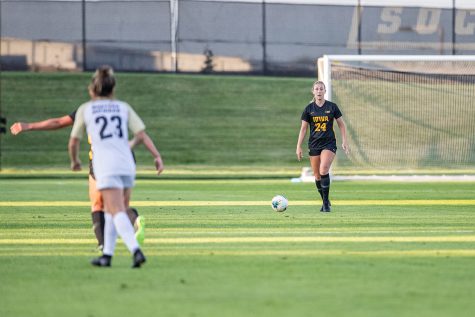 Iowa defender Sara Wheaton surveys the field during a womens soccer match between Iowa and Western Michigan on Thursday, August 22, 2019. The Hawkeyes defeated the Broncos, 2-0. 