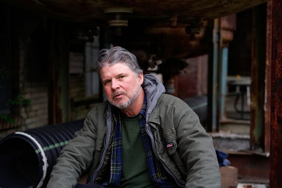 Chris Knight to bring storytelling songs to live audience