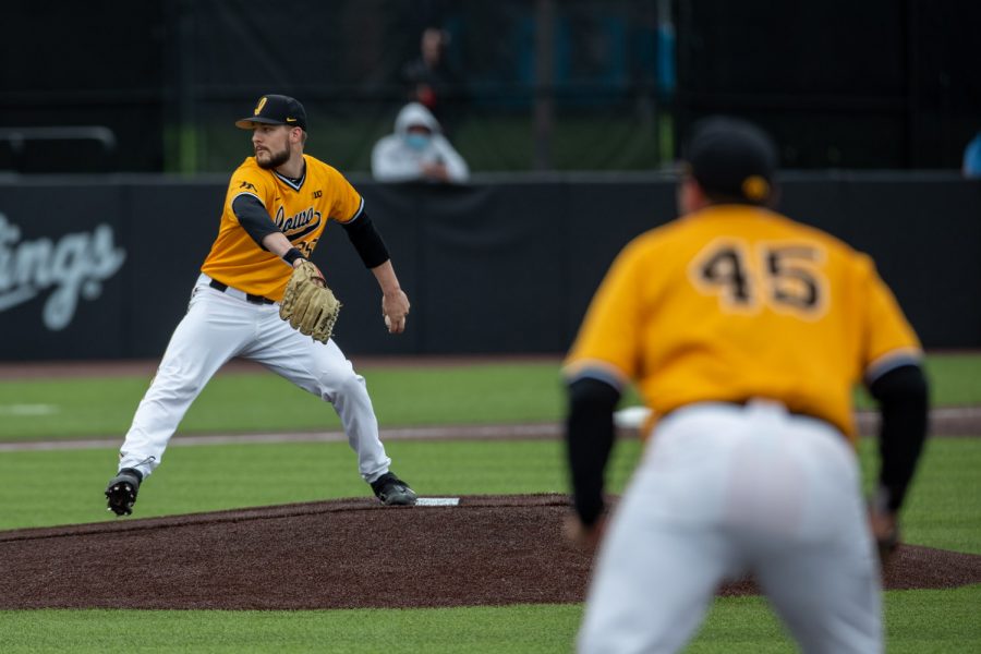 Iowa+starting+pitcher+Cam+Baumann+pitches+during+a+baseball+game+between+Iowa+and+Minnesota+at+Duane+Banks+Field+on+Sunday%2C+April+11%2C+2021.+The+Hawkeyes+defeated+the+Gophers+18-0.