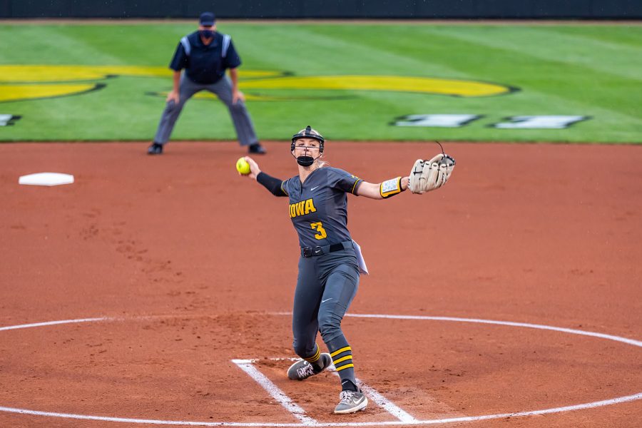 Iowa right-hand pitcher Allison Doocy pitches the ball during the Iowa Softball game against Illinois on May 14, 2021 at Bob Pearl Field. Iowa defeated Illinois 3-1. (Casey Stone/The Daily Iowan)