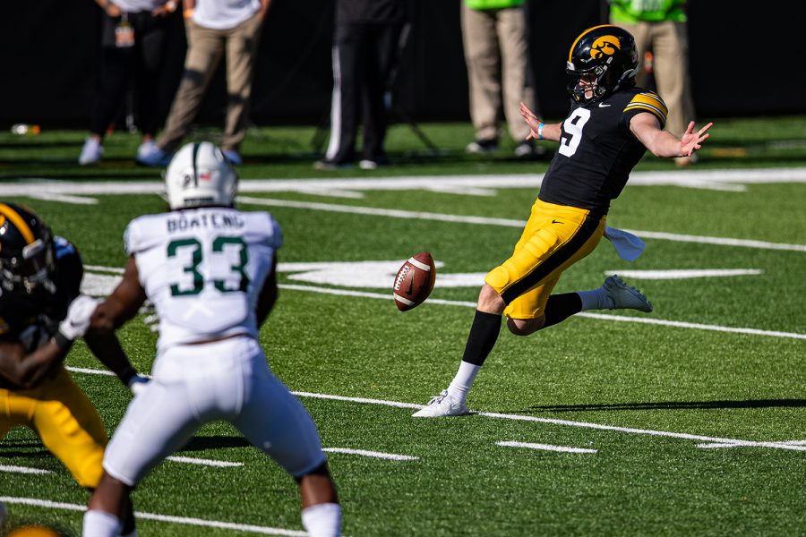 Iowa+punter+Tory+Taylor+kicks+the+ball+during+a+football+game+between+Iowa+and+Michigan+State+in+Kinnick+Stadium+on+Saturday%2C+Nov.+7%2C+2020.+The+Hawkeyes+dominated+the+Spartans%2C+49-7.+%28Shivansh+Ahuja%2FThe+Daily+Iowan%29