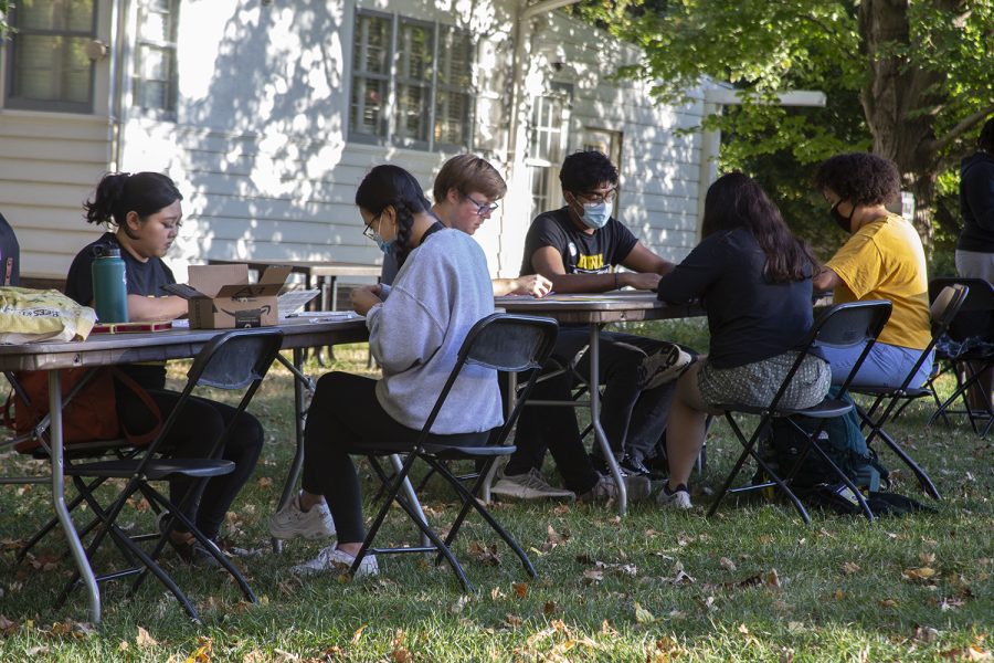 The University of Iowa’s multicultural block party by Slater hall on Tuesday Oct. 12th from 5-8pm during homecoming week. The block party was hosted by the cultural centers. A few of the many activities included were henna, bracelets and origami.