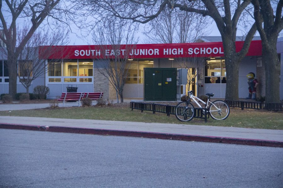 Southeast+Junior+High+School+is+seen+in+Iowa+City+on+Wednesday%2C+Dec.+1%2C+2021.+