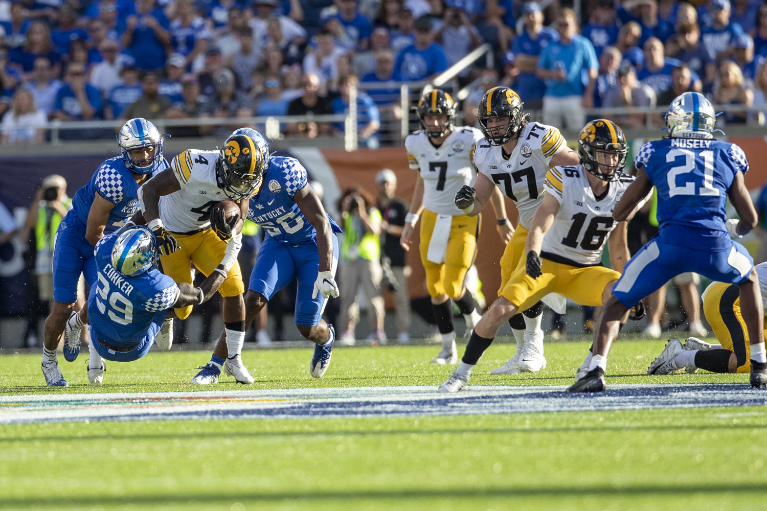 Iowa faces Kentucky in Music City Bowl, 2022 Citrus bowl rematch