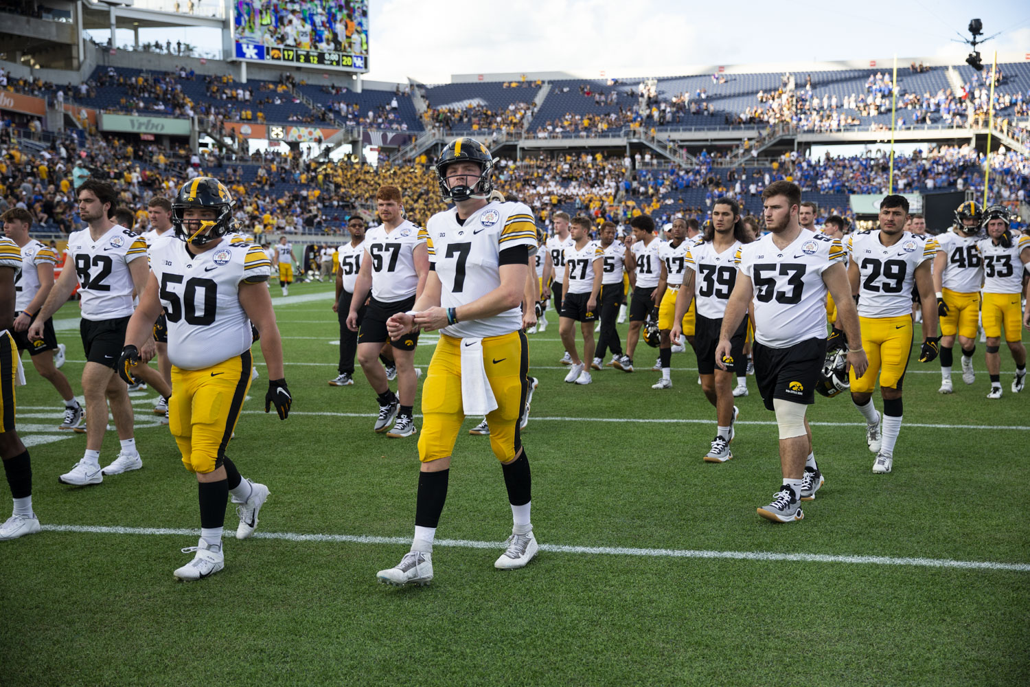 On the Line  Daily Iowan football staff picks a slate of Week 2 college football  games - The Daily Iowan