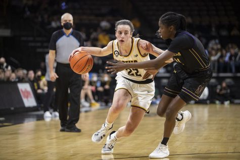Iowa guard Caitlin Clark drives to the basket during a women’s basketball game between No. 22 Iowa and Northwestern at Carver-Hawkeye Arena on Thursday, Jan. 6, 2022. Clark was 13-13 on the free throw line. The Wildcats defeated the Hawkeyes, 77-69. 