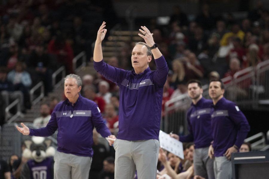 Northwestern+head+coach+Chris+Collins+gestures+to+his+team+during+a+men%E2%80%99s+basketball+game+between+No.+5+Iowa+and+No.+12+Northwestern+in+the+Big+Ten+Basketball+Tournament+at+Gainbridge+Fieldhouse+in+Indianapolis+on+Thursday%2C+March+10%2C+2022.+The+Hawkeyes+defeated+the+Wildcats%2C+112-76.